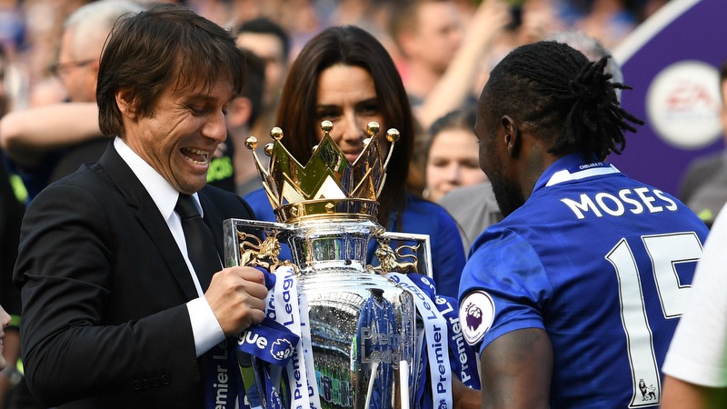 Dù có được những danh hiệu lớn, nhưng cầu thủ Victor Moses luôn bị coi không xứng đáng với nó Dù có được những danh hiệu lớn, nhưng cầu thủ Victor Moses luôn bị coi không xứng đáng với nó