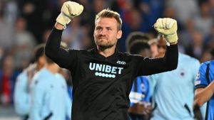 Thủ môn Simon Mignolet - Bị đánh giá thấp và thành công theo cách đặc biệt 10 Thủ môn Simon Mignolet - Bị đánh giá thấp và thành công theo cách đặc biệt