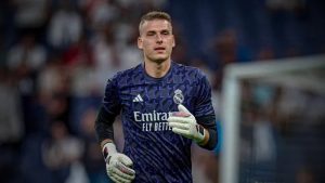 Thủ môn Andriy Lunin - Sau dấu ấn to lớn lại là những khó khăn 3 Thủ môn Andriy Lunin - Sau dấu ấn to lớn lại là những khó khăn