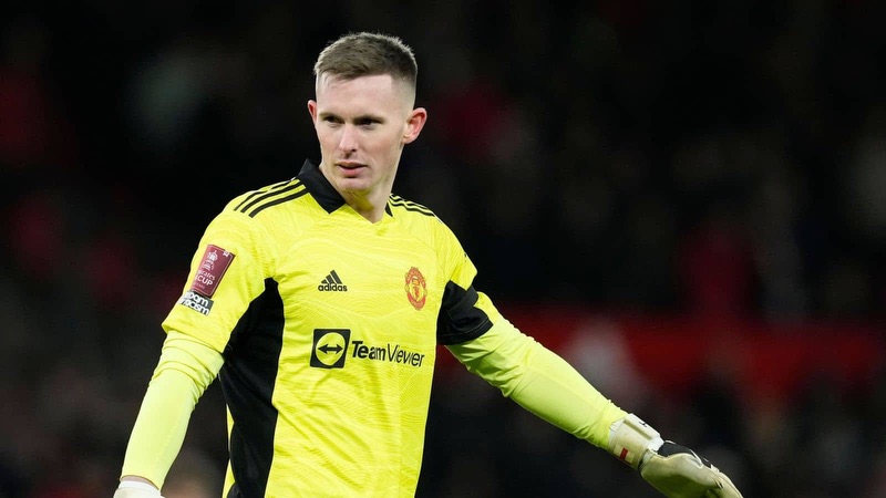 Thủ môn Dean Henderson từng không có cơ hội tại MU Thủ môn Dean Henderson từng không có cơ hội tại MU
